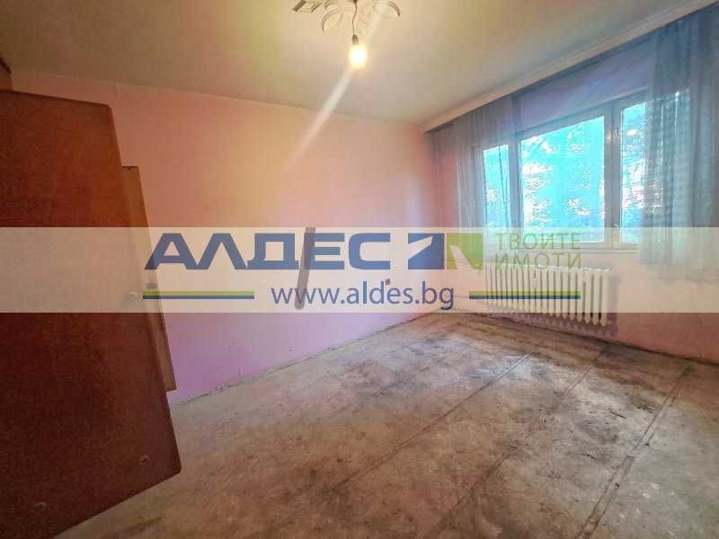 Продава се Двустаен апартамент в София, Център - 67 кв.м за 2687 €/кв.м - Снимка #9