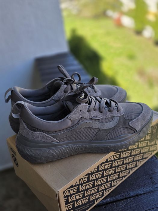 Страхотни маратонки Vans – естествена кожа, като нови