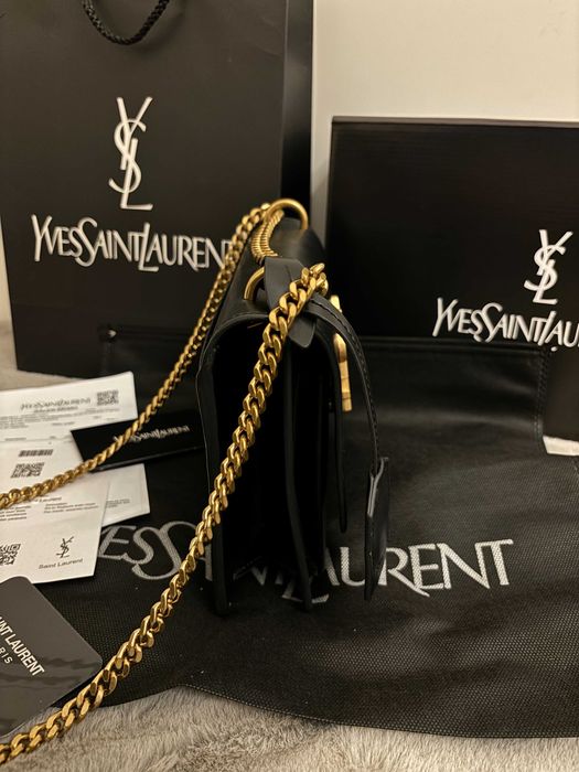 Geantă/Poșetă Yves Saint Laurent Sunset Shoudler Bag 22x15x9