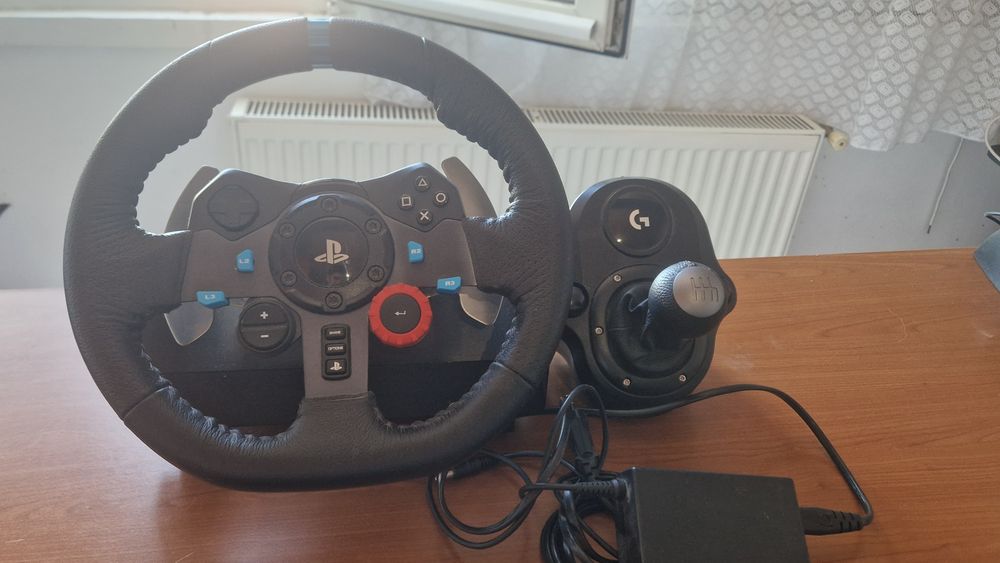 Logitech G29 + schimbător de viteze