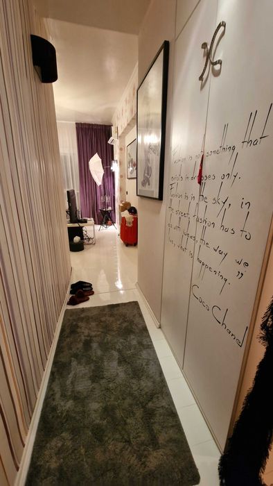 Garsoniera lux ultracentral Piata Romana rond