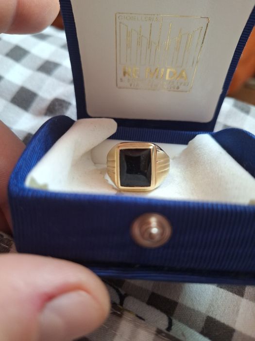 Vând doua inele bărbătești