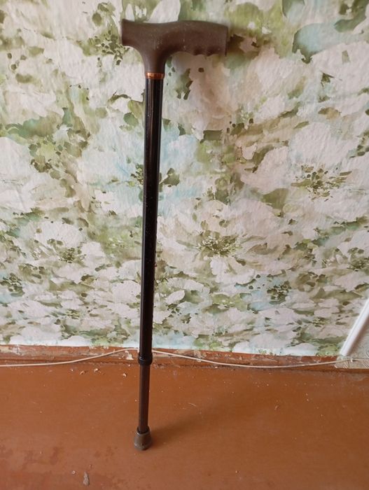 Продам трость б/у