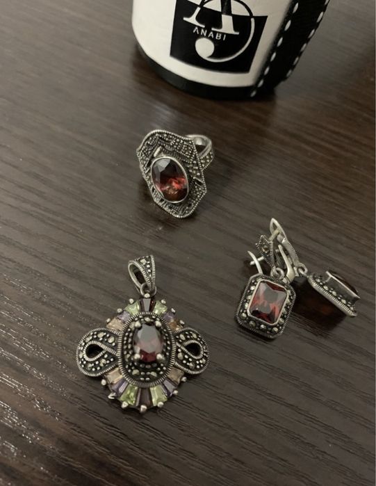 Серебряный комплект