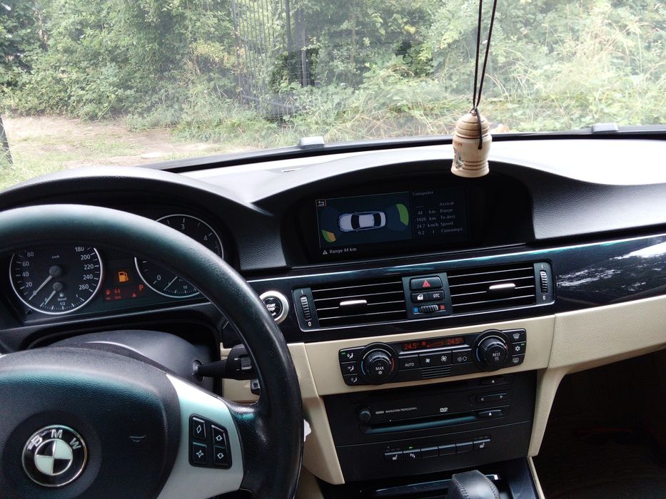 BMW E90 E91 E92 на части