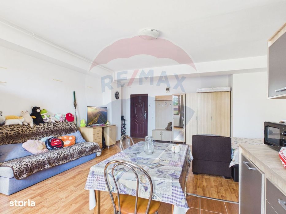 Garsoniera generoasa, metrou Grigorescu, centrala proprie, balcon