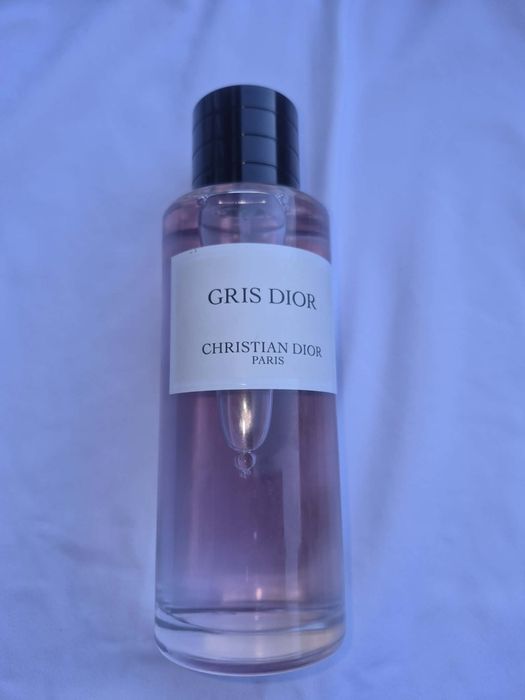 Prafum Gris Dior 250 ml