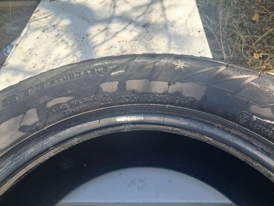 Продам зимние шины