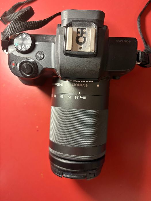 Canon EOS M50 + obiectiv