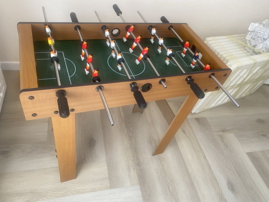 Продам настольный футбол