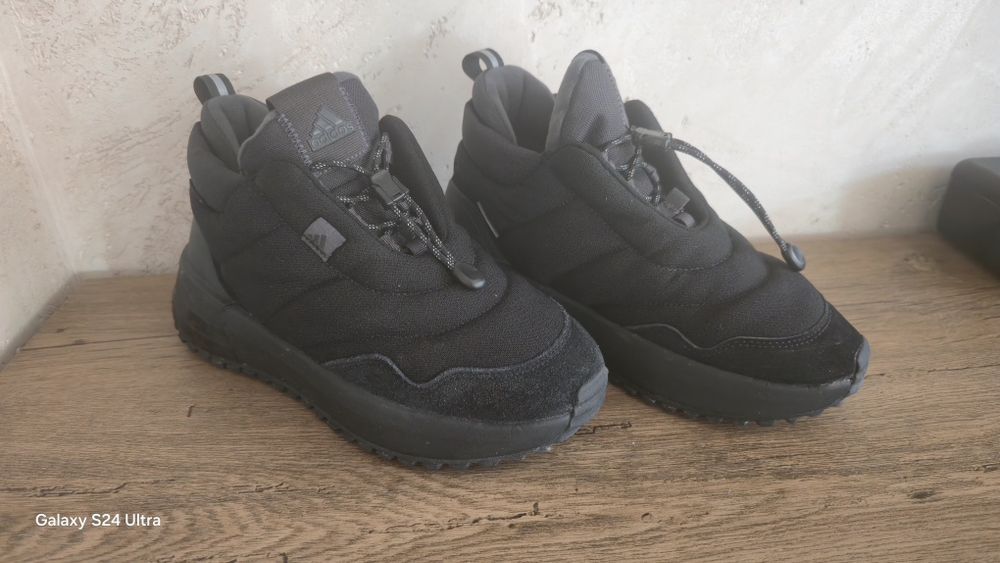 Черни маратонки Adidas X_PLRBOOST Puffer