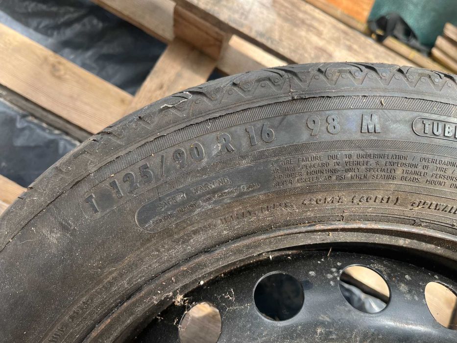 Резервна Гума За Мерцедес W204 C-class Оригинална Патерица Continental