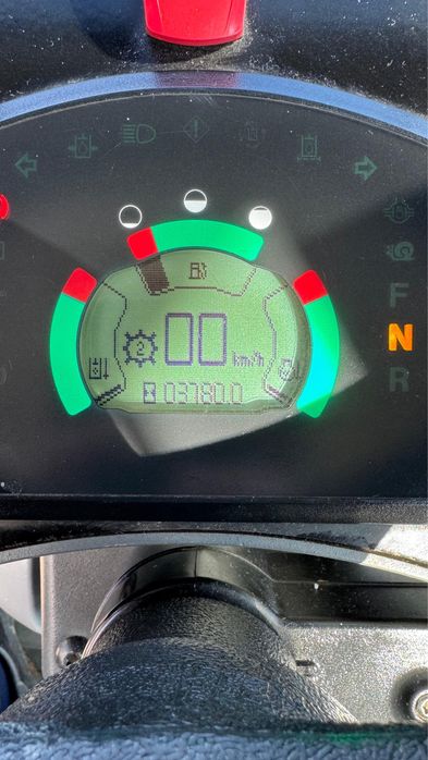 Incarcator frontal Caterpillar 908H2