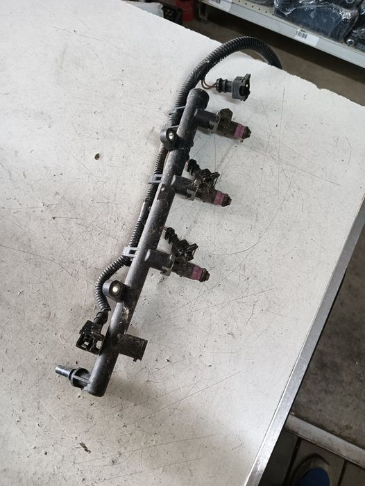 Rampa Injectoare Renault Megane Ii (Bm0/1_, Cm0/1_) [ 2001 - 2012 ] 16