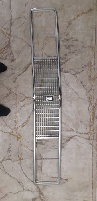 Продам решетку ВАЗ 2106