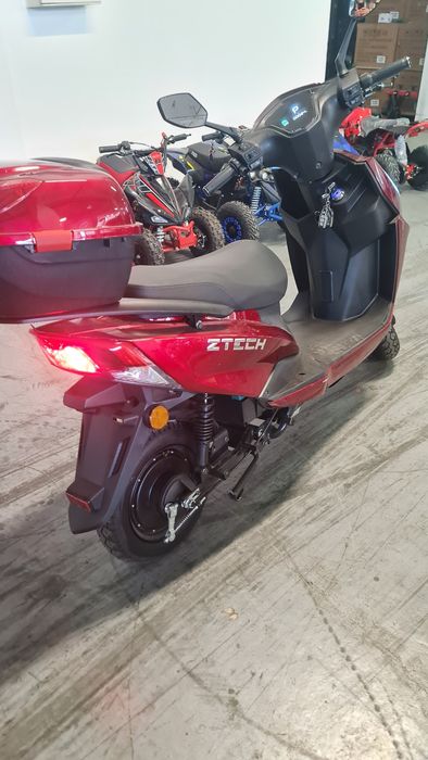 Scooter electric z tech inmatriculabil
