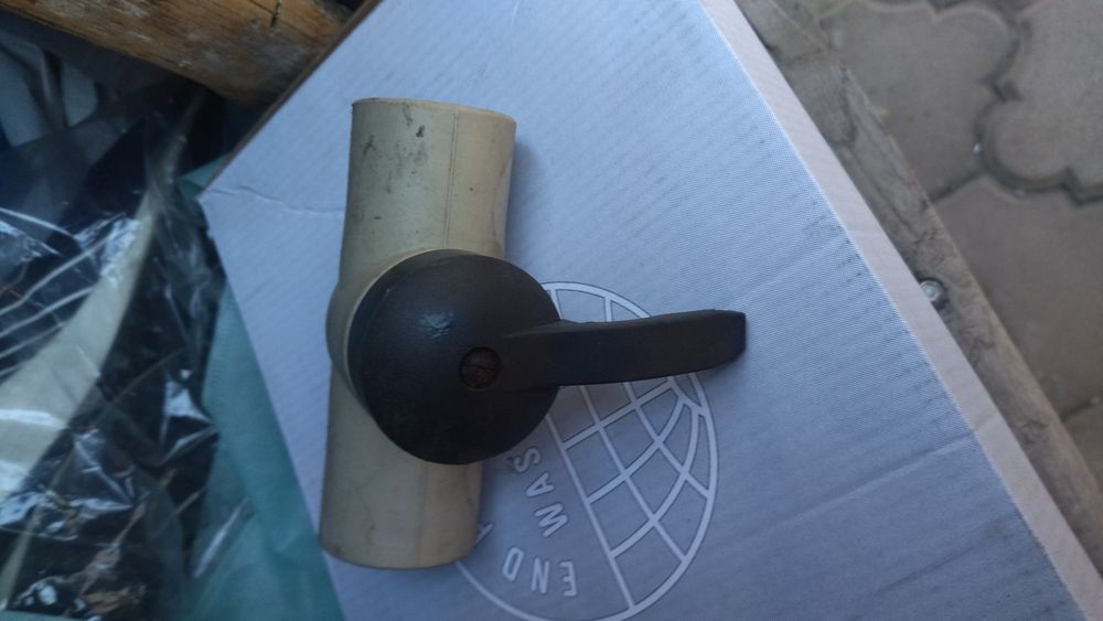 Продам краны шаровые на 32