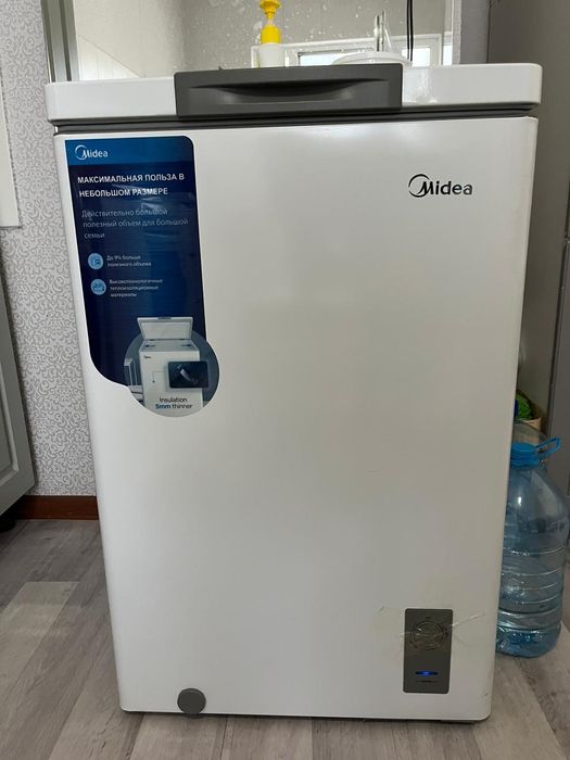 Морозильник в хорошом сост