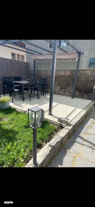 De vanzare casa recent renovata