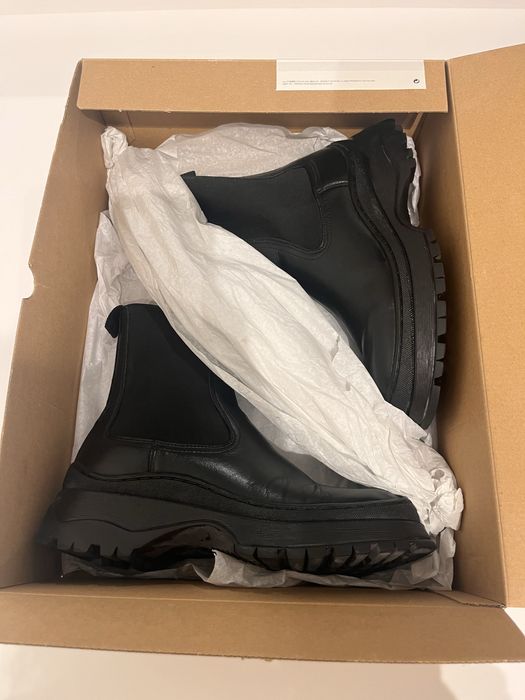 Ghete ARKET din piele naturală cu talpă chunky – Negru