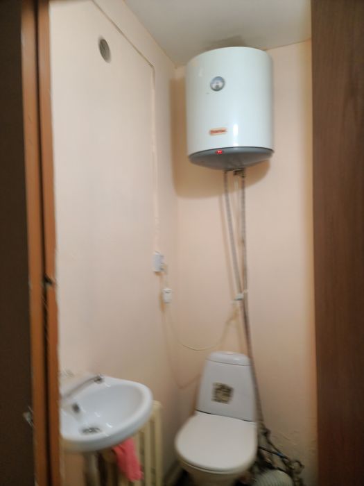 Сдам комнату в общежитии с душем!