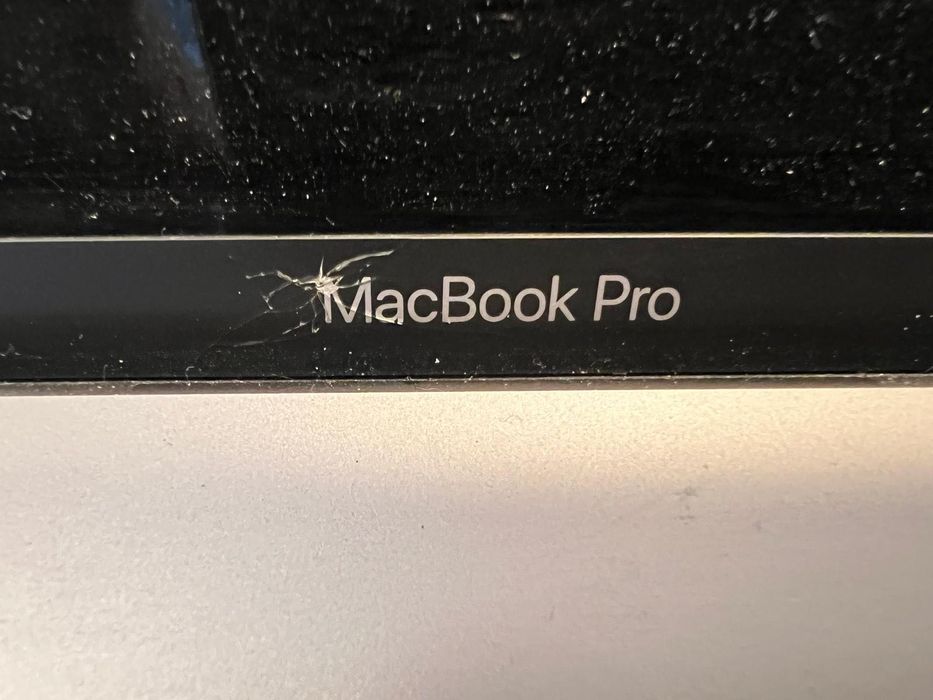 MacBook Pro 16" 2019 16GB 500GBSSD