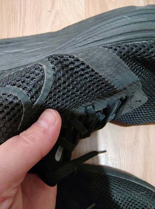 Adidasi Nike Strike nr 44 Asics