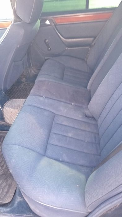 Машина Мерседес-280