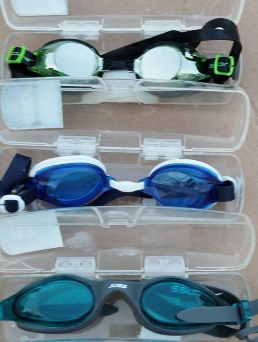 Очки для плавания