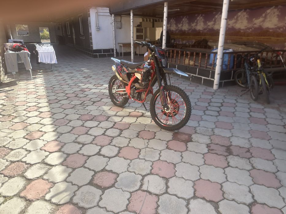 Продам ZUMAV S6