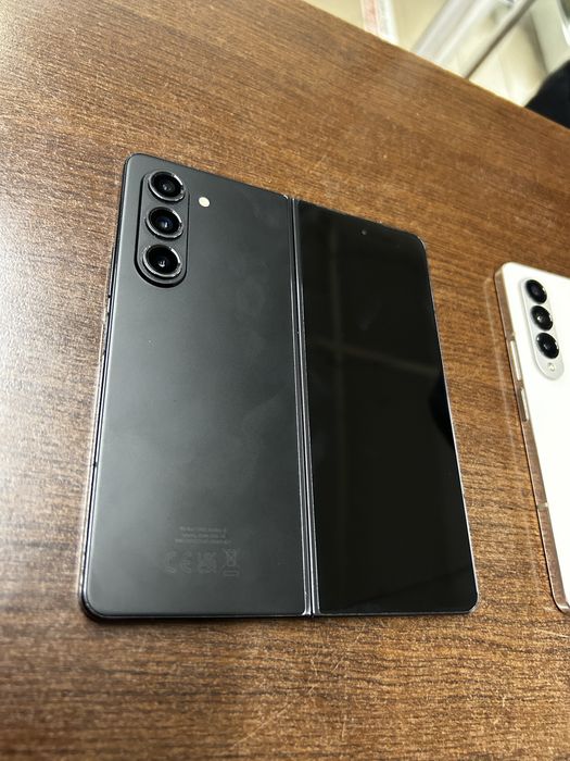 Samsung Fold 5 & Fold 4