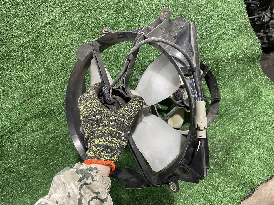 Carina e Вентилятор охлаждение радитора