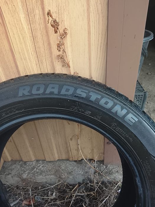 Продам  резину  всесезонную .