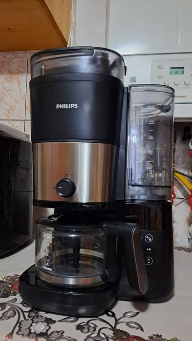 Philips All-in-1 Brew HD7900/50 cu râșniță integrată – folosită o singură dată, în cutia originală.
