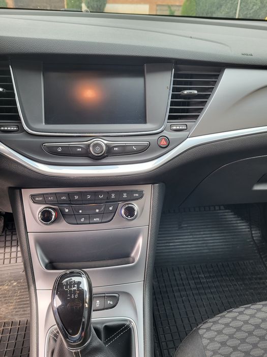 Opel Astra K. 1,6 cdti ,2017