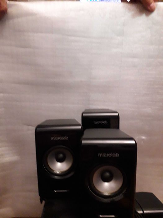 Продаю акустическую систему Microlab M-500