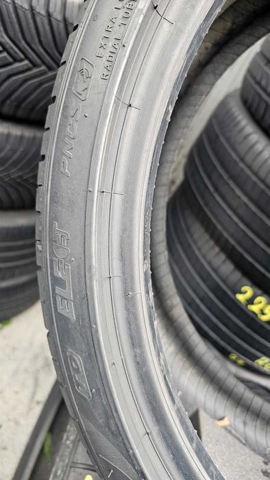 anvelope 235/35/20 PIRELLI VARA