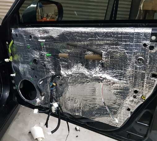 Фолио шумоизолиращо за капаци и врати автомобил джип кола