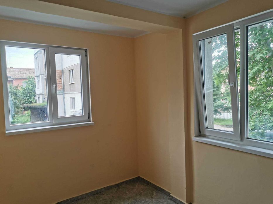 Продава се Двустаен апартамент в Пловдив, Център - 65 кв.м за 1413 €/кв.м - Снимка #3