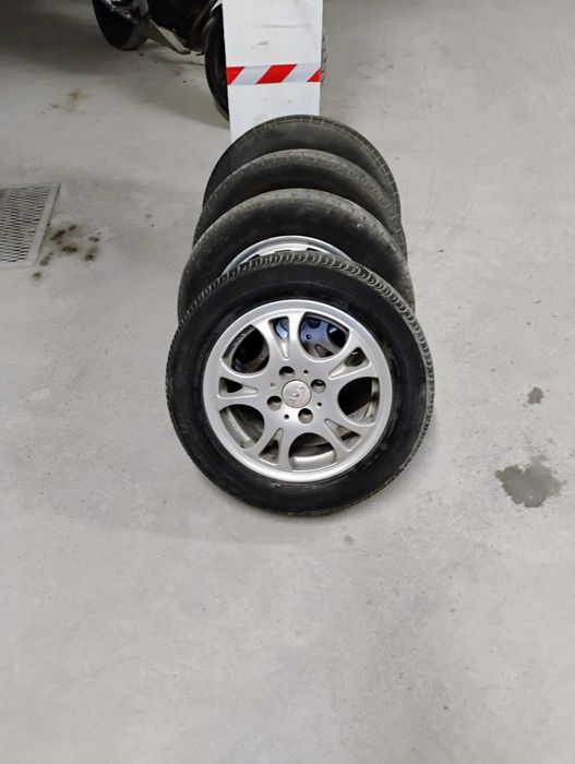 Авточасти и аксесоари