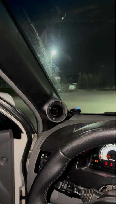 Avtozvuk stoyka пишалка учун