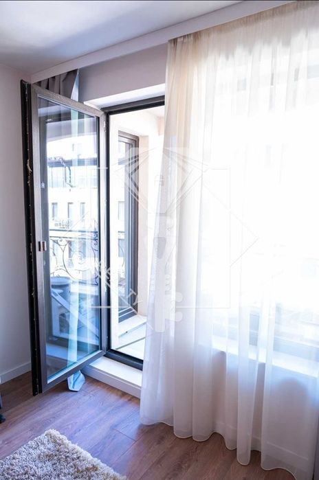 Продава се Тристаен апартамент в Пловдив, Христо Смирненски - 106 кв.м за 2038 €/кв.м - Снимка #6