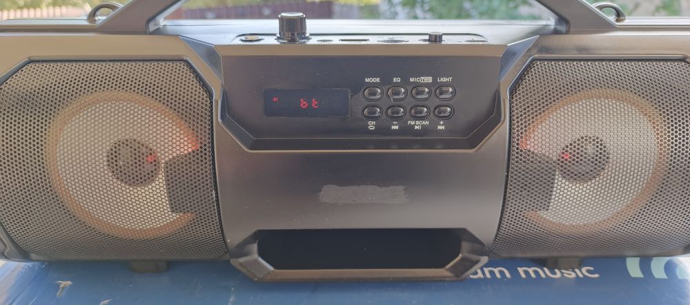 Radio ,Platinet nou