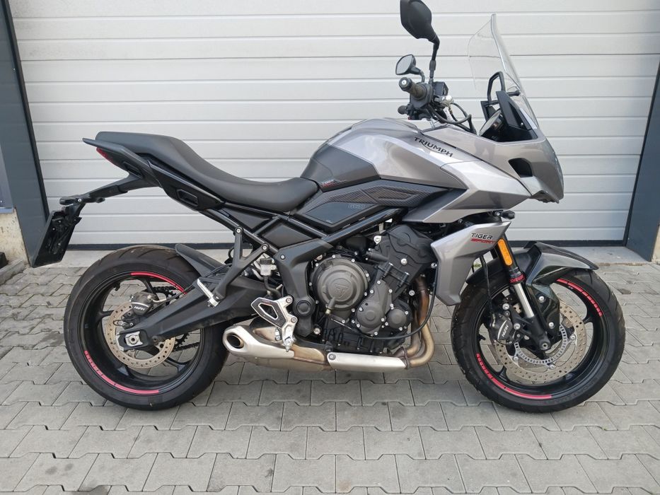 Moto M Parts Ploiesti Srl vinde Triump Tiger sport 660 abs (Permis A2)