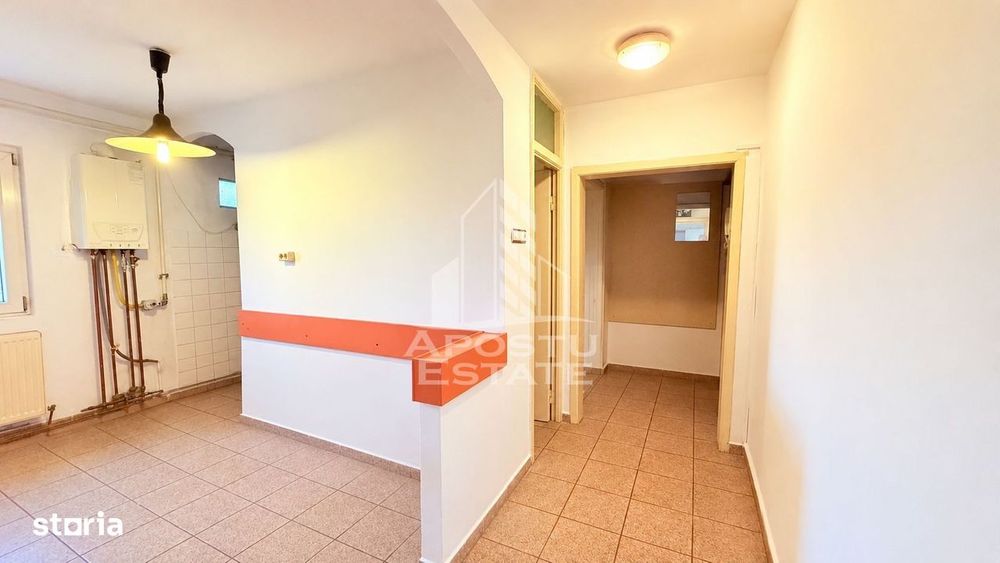 Apartament cu 3 camere de vanzare, Zona Complex Studentesc, Timisoara