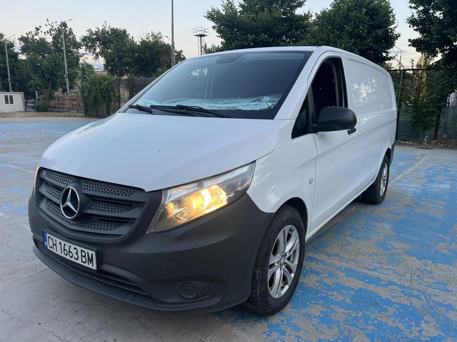 Продавам микробус Merdedes Vito