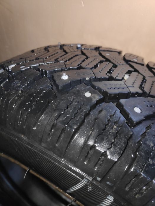 Пара шин 195/60/15 зима
