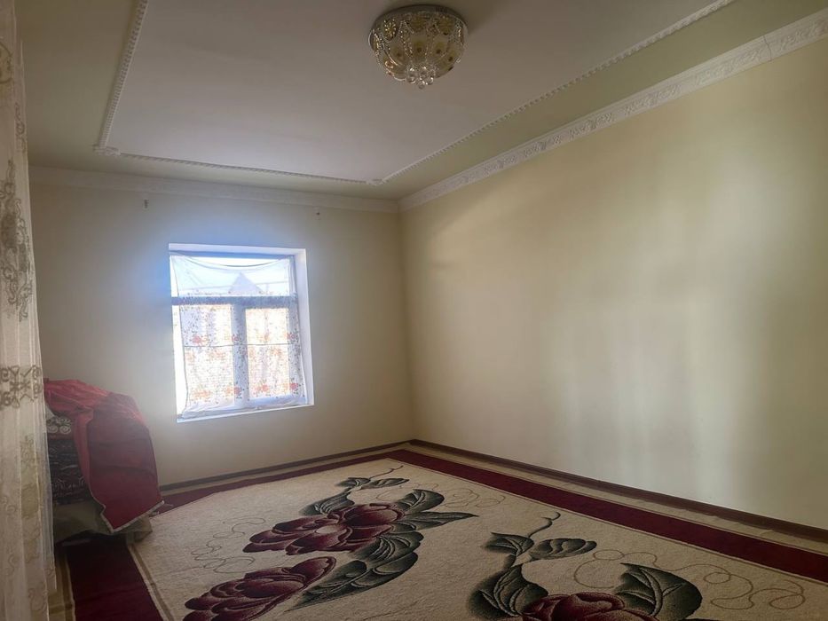 Uy sotiladi 2-etaj 8-sotix