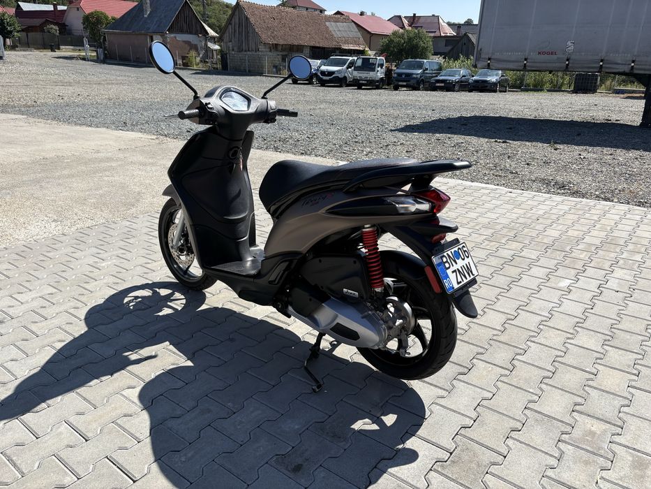 Scooter Piaggio 125