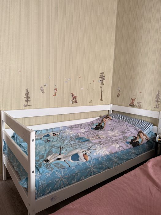Детская кровать с матрасом